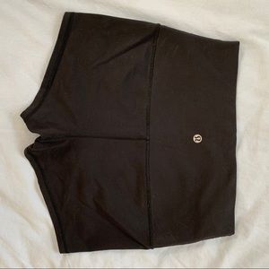 Lululemon boogie short